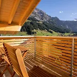 Chuenislodge2- Zwei Balkone, Gemuetlicher Kamin, Aussicht Apartmán