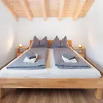 Chuenislodge2- Zwei Balkone, Gemuetlicher Kamin, Aussicht Apartmán *