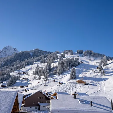 Chuenislodge2- Zwei Balkone, Gemuetlicher Kamin, Aussicht