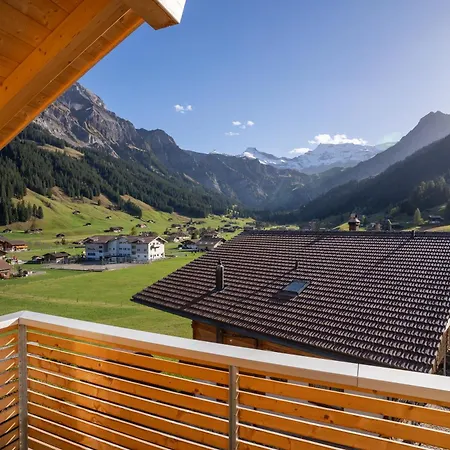 Chuenislodge2- Zwei Balkone, Gemuetlicher Kamin, Aussicht