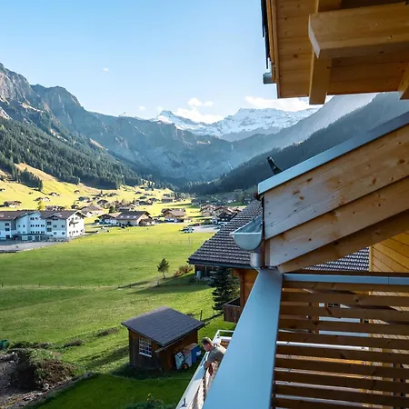 Chuenislodge2- Zwei Balkone, Gemuetlicher Kamin, Aussicht