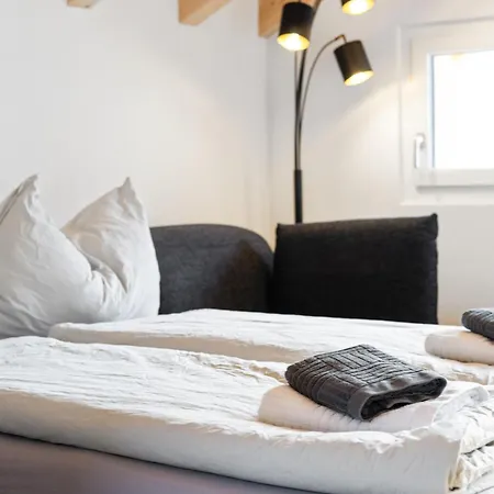 Chuenislodge2- Zwei Balkone, Gemuetlicher Kamin, Aussicht