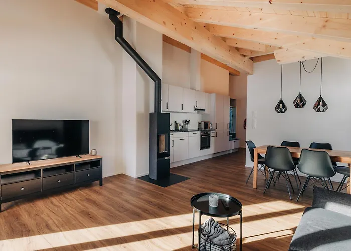 Chuenislodge2- Zwei Balkone, Gemuetlicher Kamin, Aussicht Adelboden