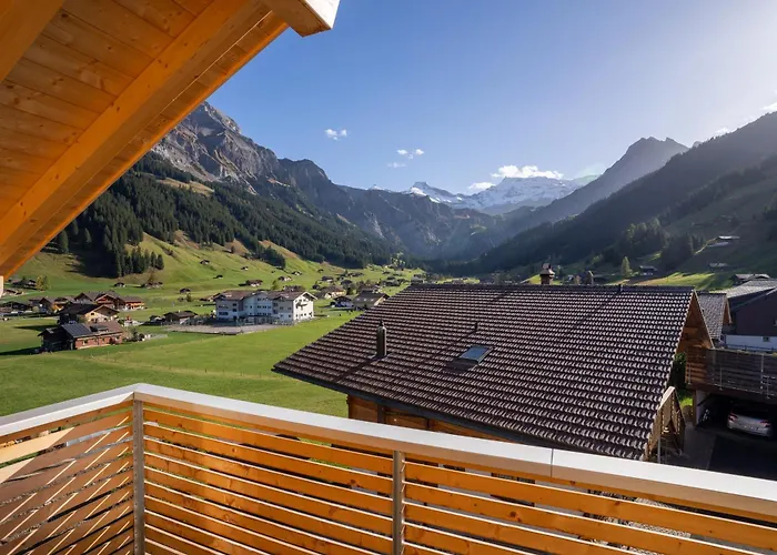 Chuenislodge2- Zwei Balkone, Gemuetlicher Kamin, Aussicht