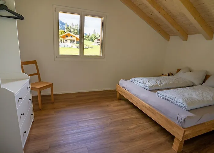 Chuenislodge2- Zwei Balkone, Gemuetlicher Kamin, Aussicht 公寓 *
